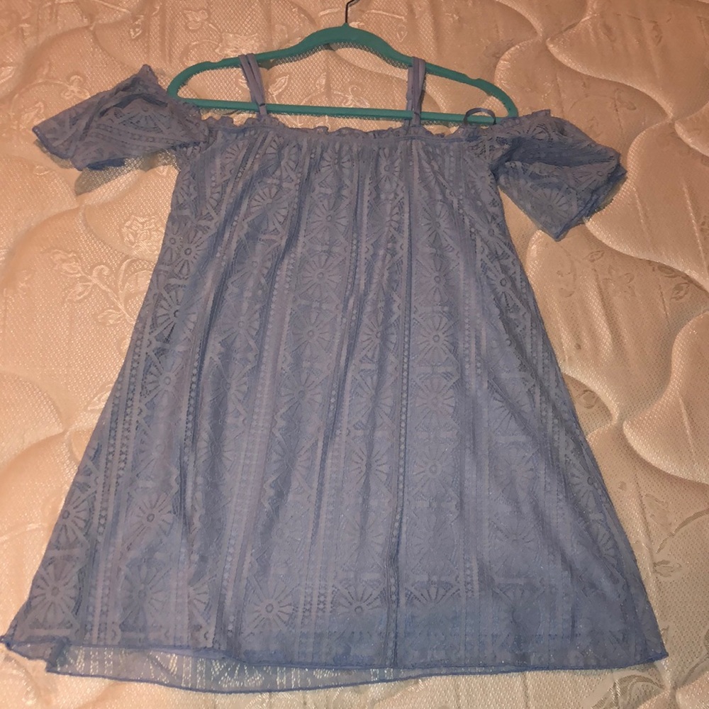 Dress - Picture 2 of 3